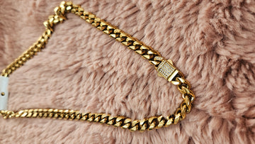 Collar