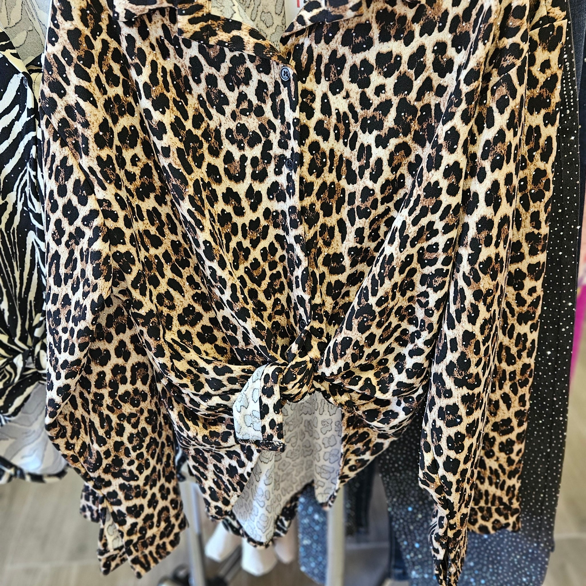 Camisa brillante