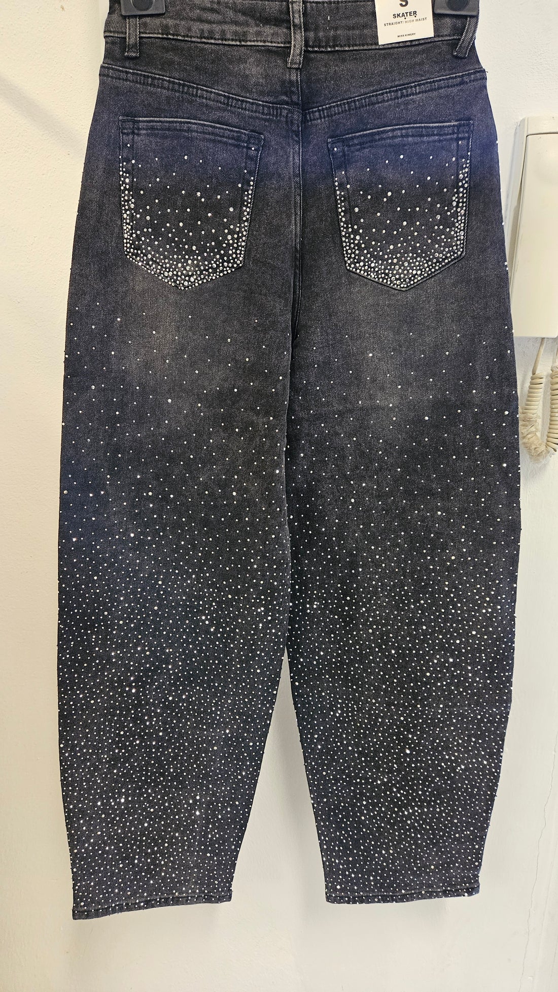 Pantalón brillante